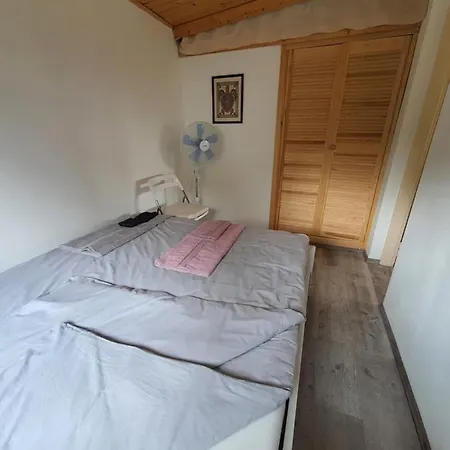 Apartamento Orfűi Kisház Exterior foto